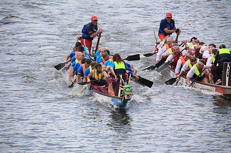 BV6R1719 - DRAGON BOAT RACES 2015 York Rotary Club