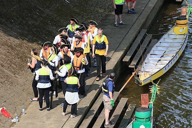 BV6R1440 - DRAGON BOAT RACES 2015 York Rotary Club