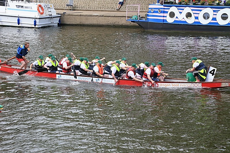 BV6R1841 - DRAGON BOAT RACES 2015 York Rotary Club