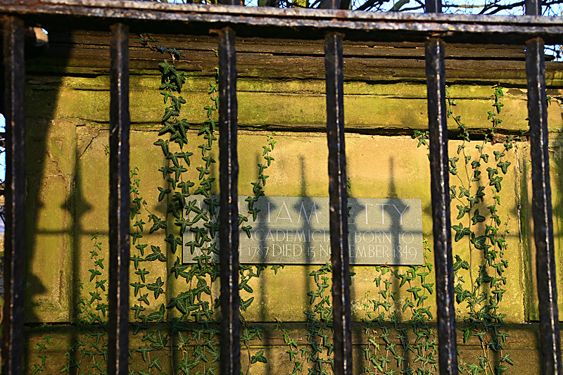 DECEMBER  2014  -2 - FOUR SEASONS MUSEUM GARDENS