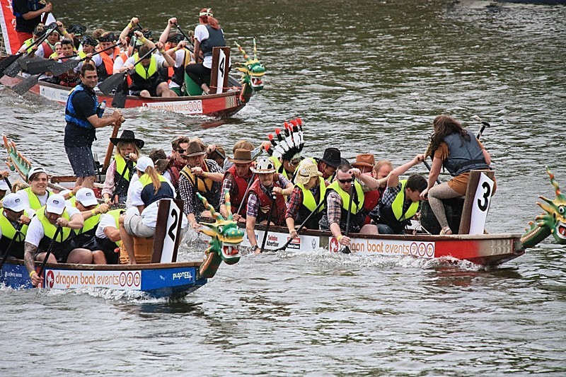 BV6R1875 - DRAGON BOAT RACES 2015 York Rotary Club