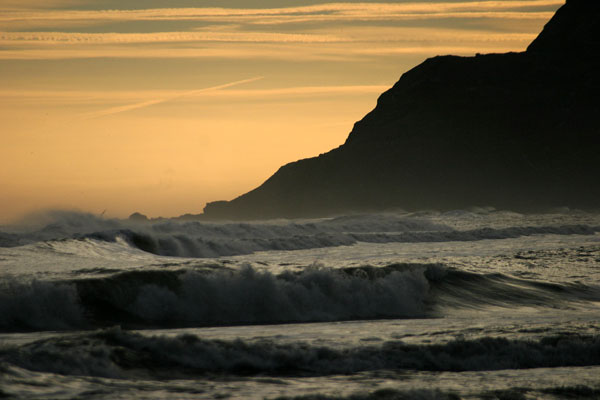 9  Angry Sea, Ravenscar - WINTER