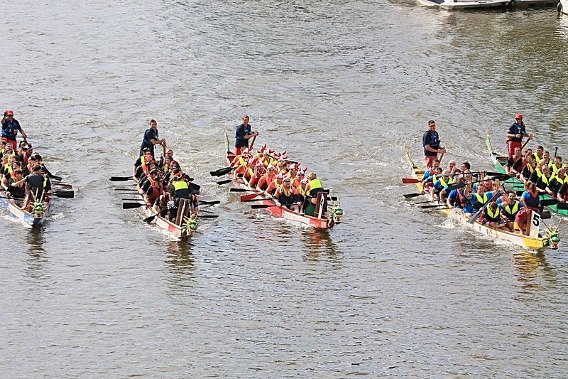 BV6R1918 - DRAGON BOAT RACES 2015 York Rotary Club