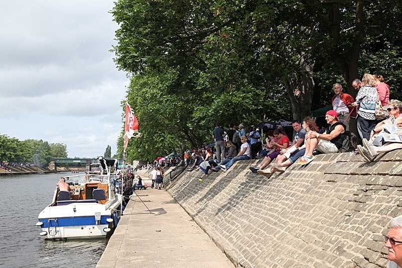 IMG_1845 - DRAGON BOAT RACES 2015 York Rotary Club