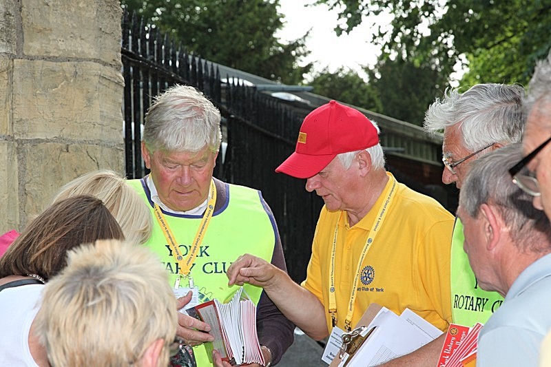 IMG_1820 - DRAGON BOAT RACES 2015 York Rotary Club