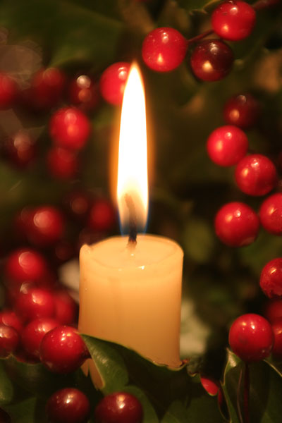 2  CANDLE AND BERRIES 3 - CANDLES