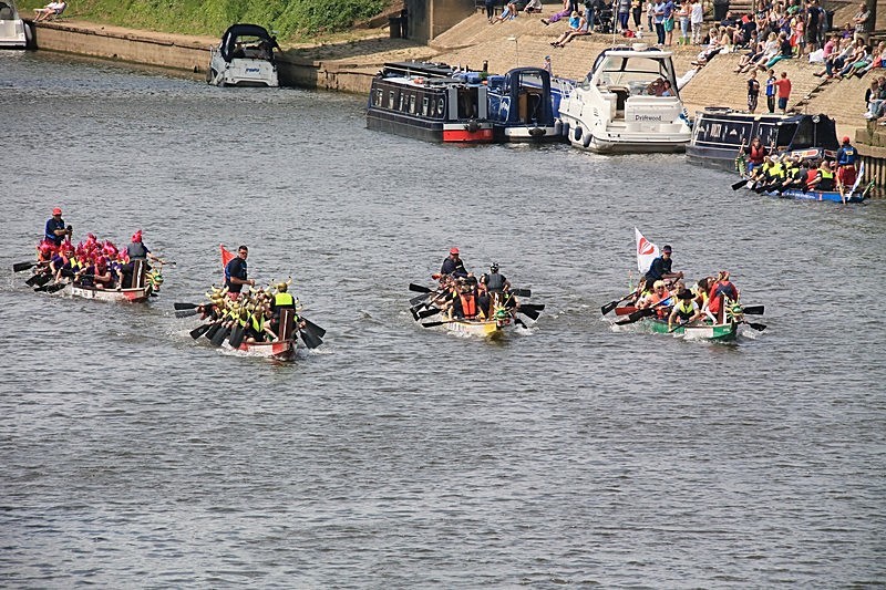 BV6R1599 - DRAGON BOAT RACES 2015 York Rotary Club
