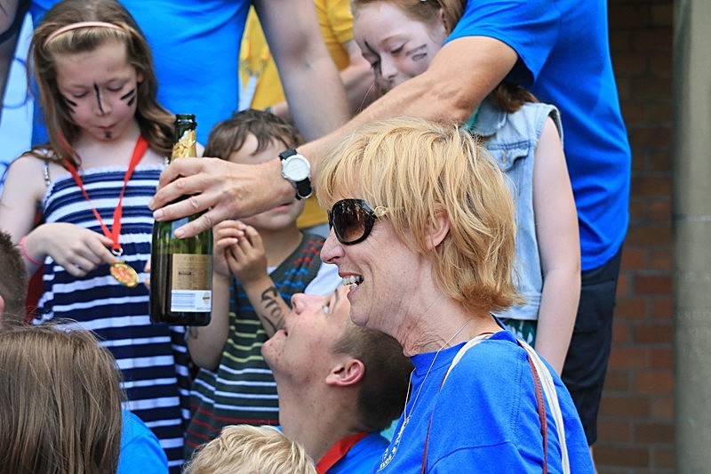 BV6R2039 - DRAGON BOAT RACES 2015 York Rotary Club