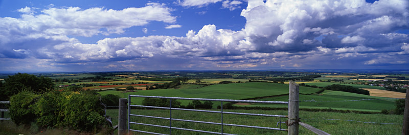 Clouds Gathering, Leavening Brow - North Yorkshire and the North York Moors