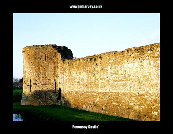 Pevensey 11 - Pevensey Castle