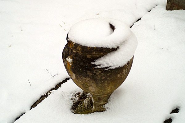 Snow - 02 - Snow