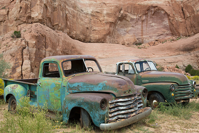 Two abandoned pick-ups, Az. - Route 66