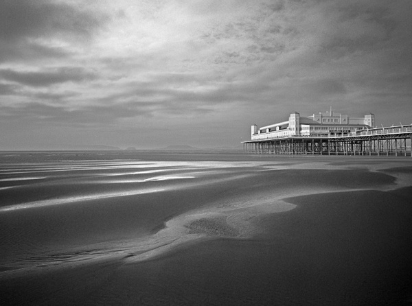 Pier, Weston super Mare. - Monochrome Landscape Europe