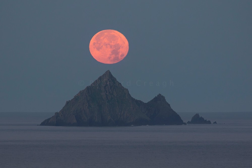 Tiaracht Moon - Ireland