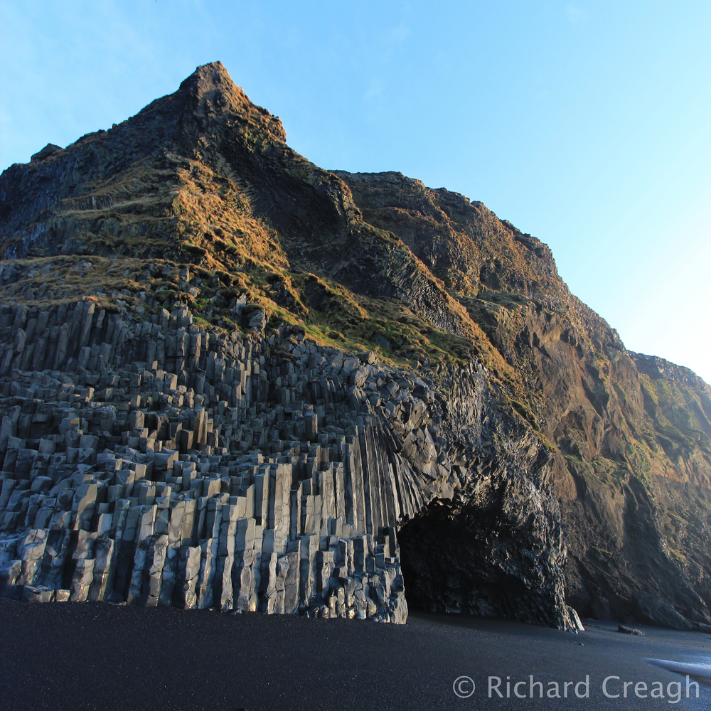 Reynisfjara Cave - Abroad