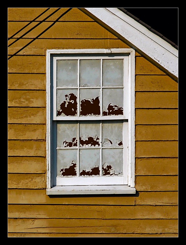 Peeling Window - Building Elements