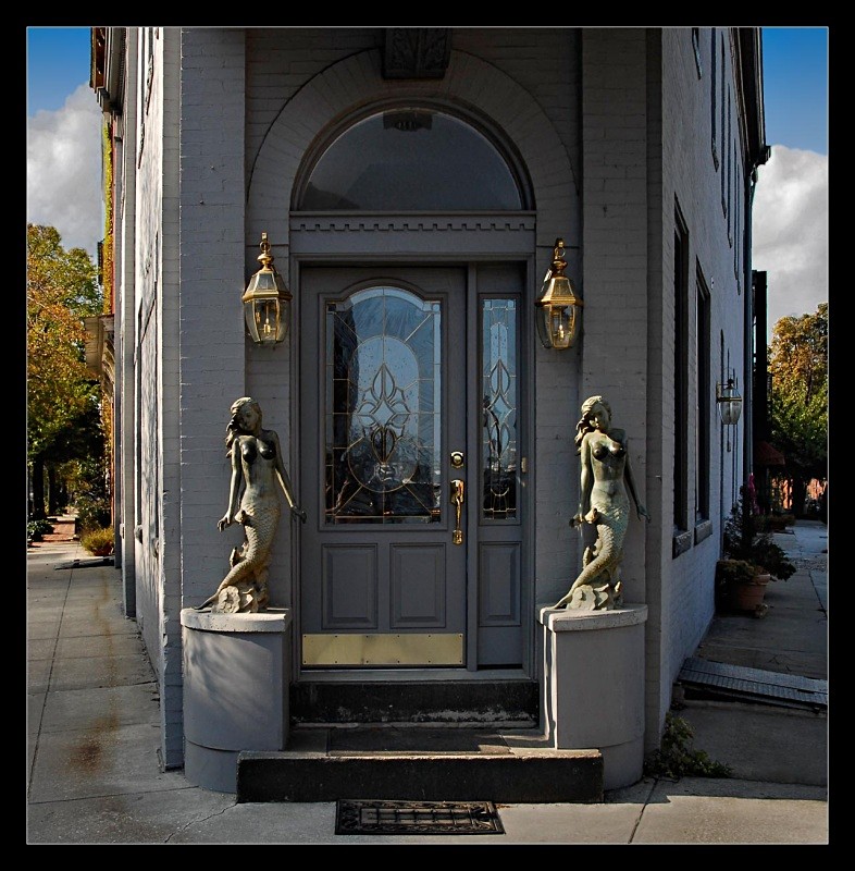 Door Statues - Building Elements