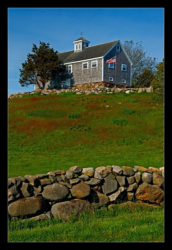 Schoolhouse on the Hill - Architecture & Buildings