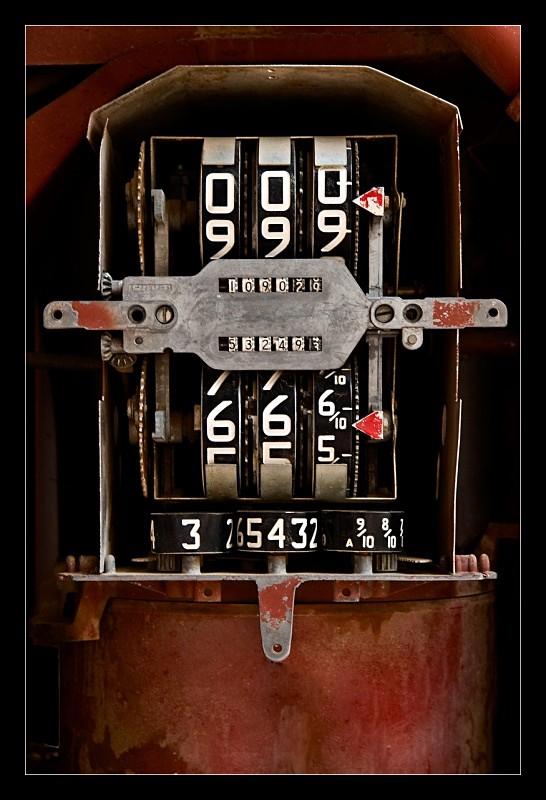 Gas Pump Meter - Machines