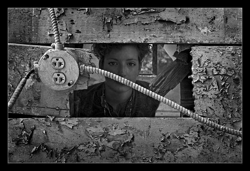 Hole in the Wall - People