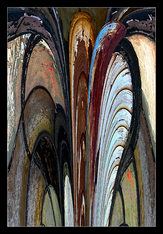 Feathers - Digital Distortion