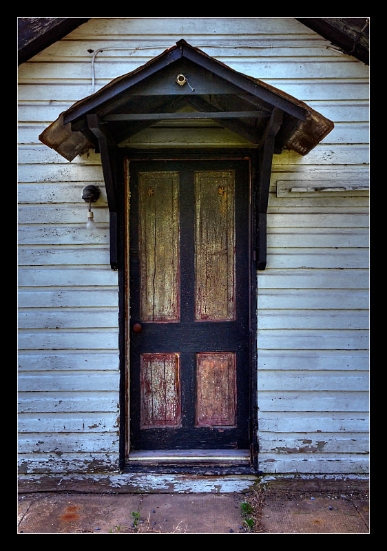 Black Door - Building Elements