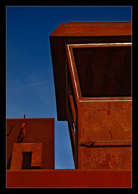 Rusty Boat - Details