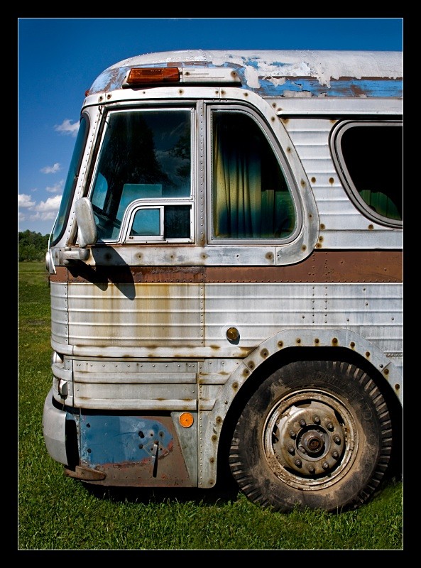 Magic Bus - Vehicles