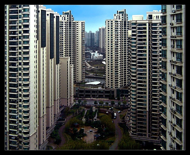 Concrete Canyon - Architecture & Buildings