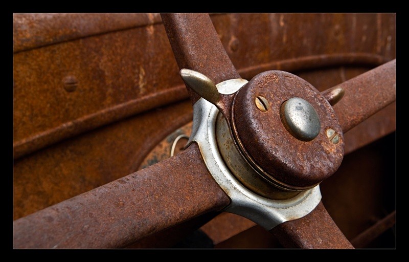 Steering Hub - Vehicles