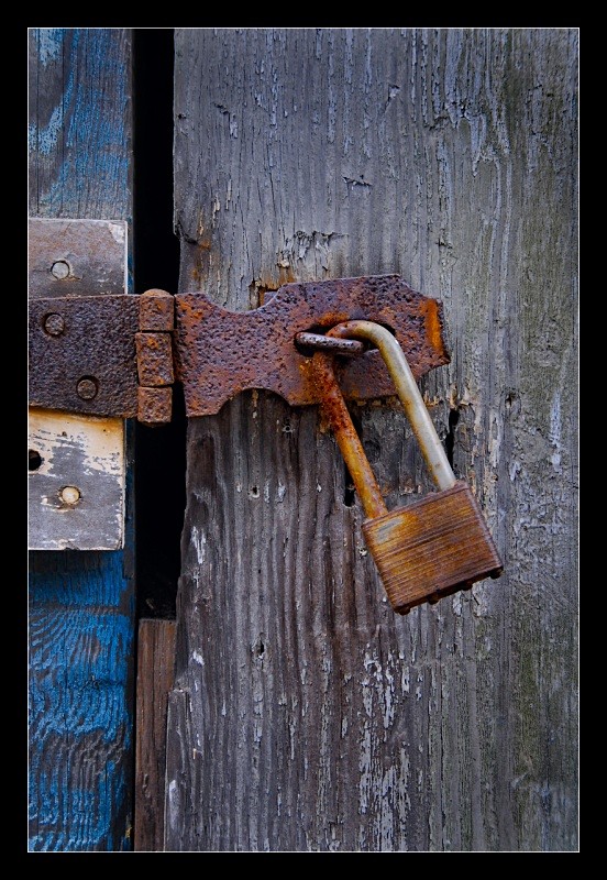 Rusty Lock and Hasp - Building Elements