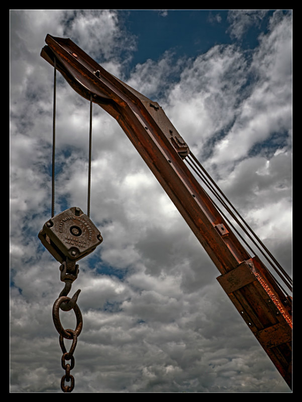 Crane and Chain - Hooked - Machines