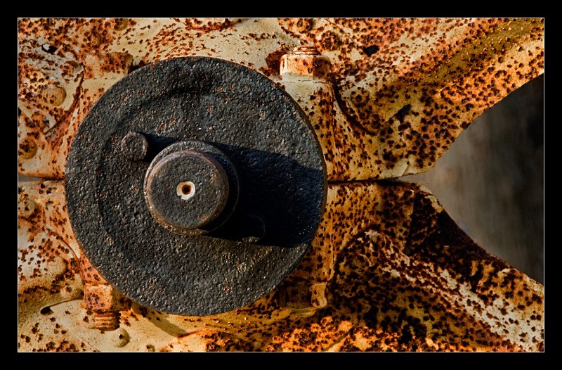 Gray Wheel - Machines