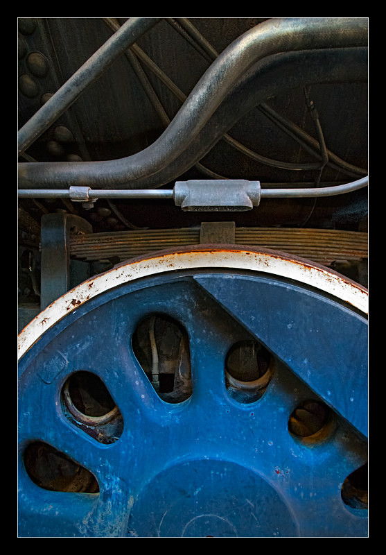 Driver and Pipes - Railroad