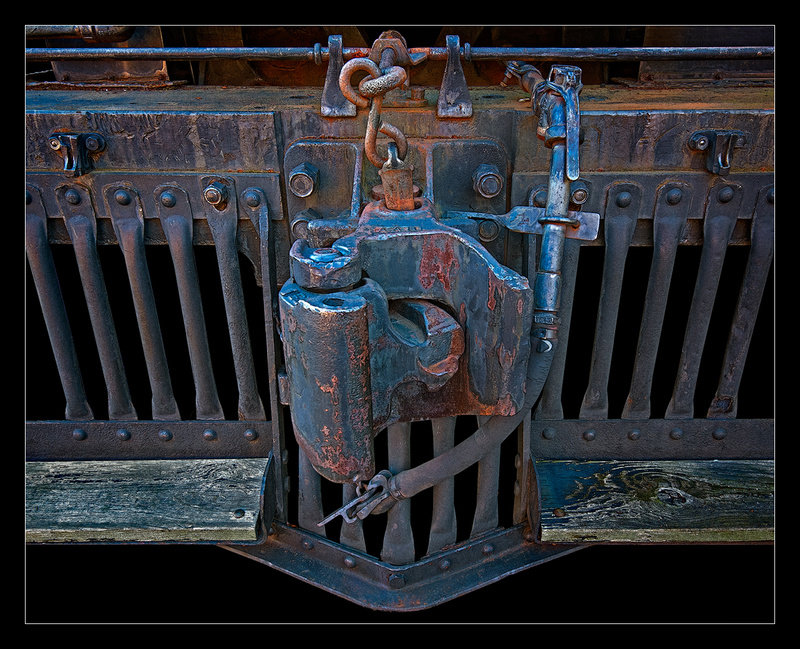 Coupler - Railroad
