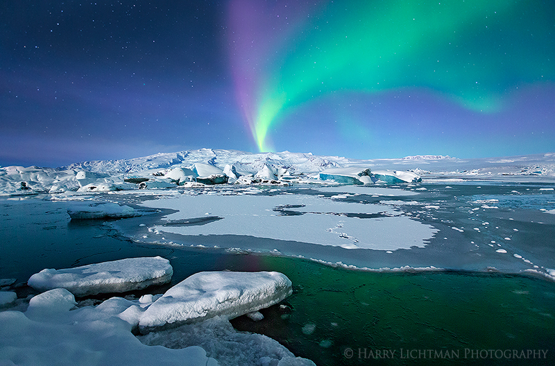 Aurora Eruption - Iceland Winter