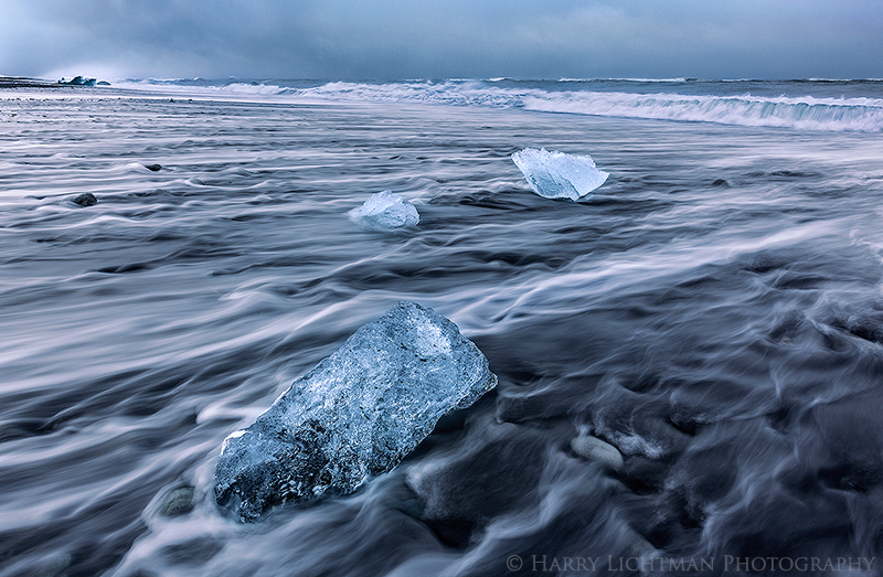 Stranded - Iceland Winter