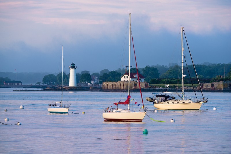 Fort Constitution and Portsmouth Harbor Light - New Hampshire Seacoast