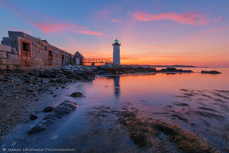 Fort Constitution Lighthouse - New Hampshire Seacoast