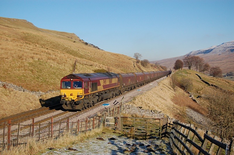 10.2.11 - 66168 6E85 Hunterston - Drax, Angerholme - Angerholme