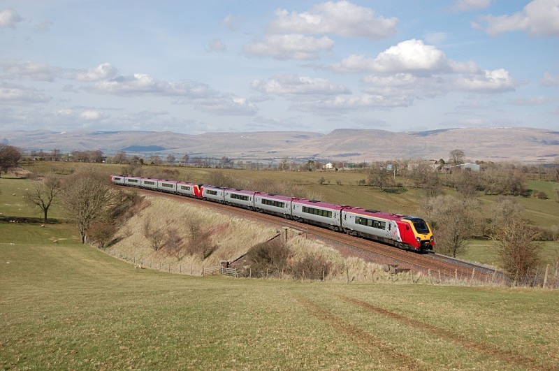 20.4.13 - 221109 & 221102 1M57 Glasgow - Birmingham NS, Gallansay - Gallansay