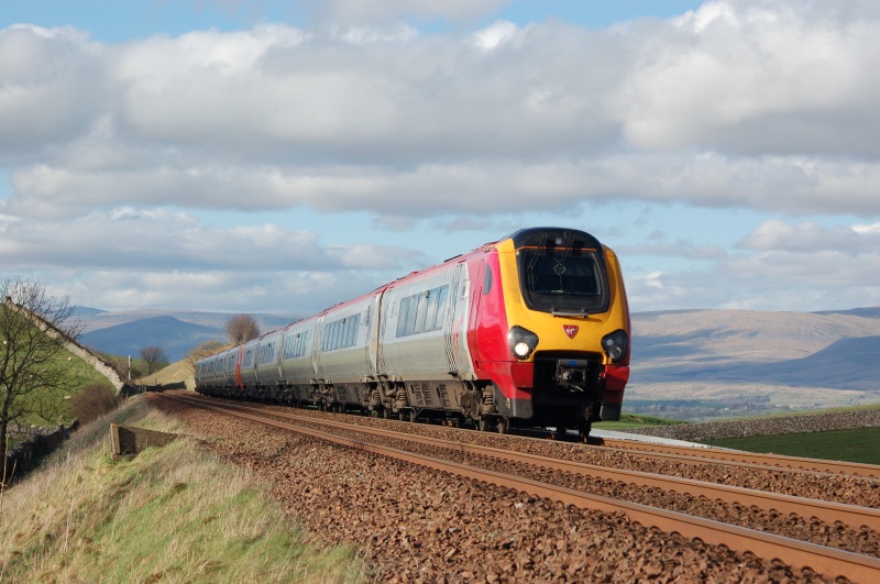 2.4.11 221107 & 221115 1M91 12.52 Edin - Bham Bull Gill - Bull Gill