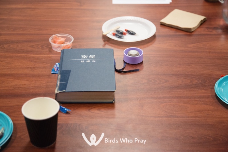  - Birds Who Pray