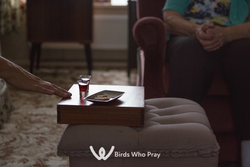  - Birds Who Pray
