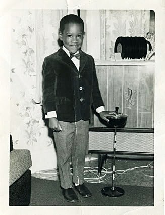 ashtray stand 1968 - Home & Family