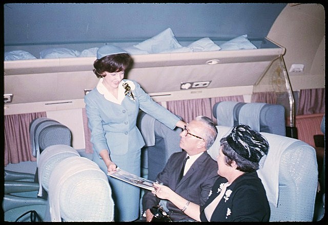 United stewardess 1963 - On Vacation