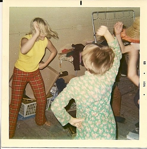 dancing in 1969 - Party