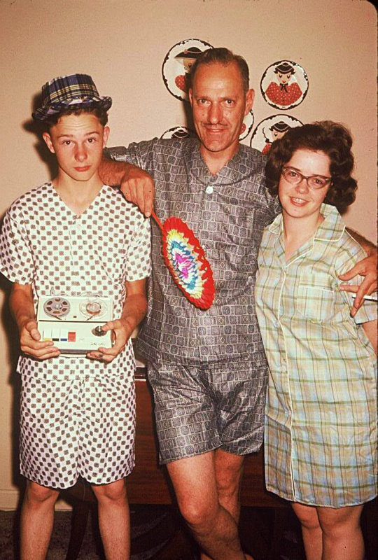 1965 groovy family - Home & Family