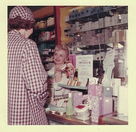 1960s saleswoman - At Work