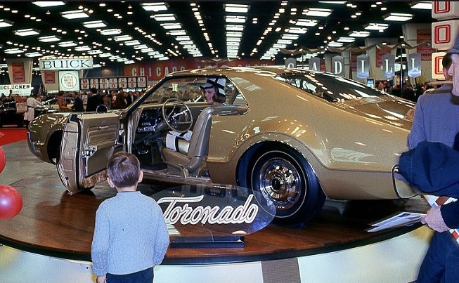 1966 Oldsmobile Toronado - Out and About
